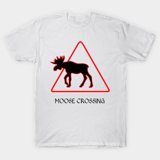 Moose crossing - scandinavia T-Shirt